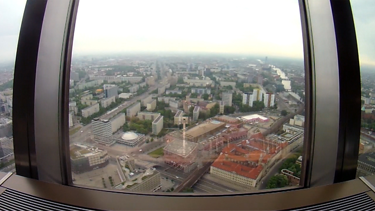 360 Grad Berlin: Rundfahrt im Berliner Fernsehturm