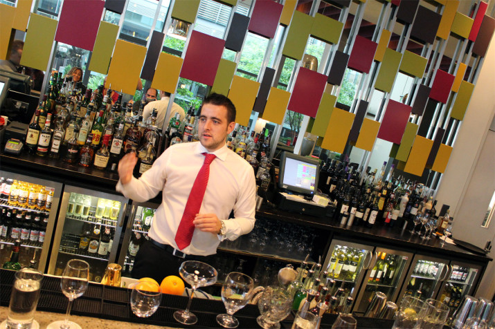 Bar-Manager Sean Allen