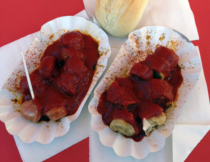 Currywurst bei Curry & Chili