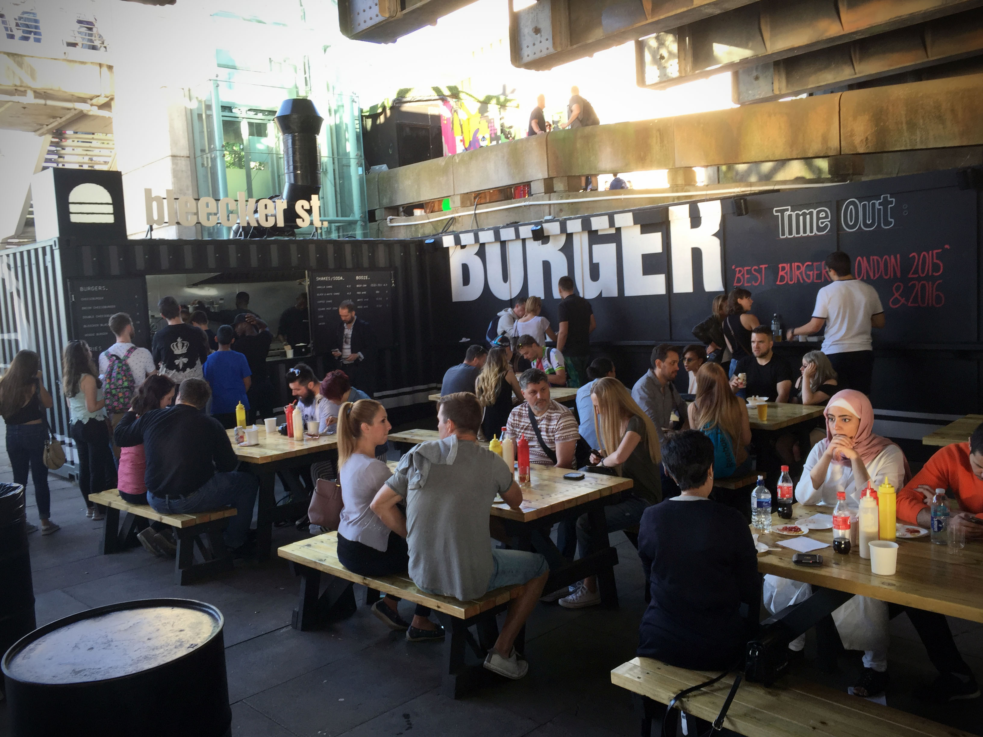 Der Blutpudding-Burger bei Bleecker St. Southbank in London #weloveburger