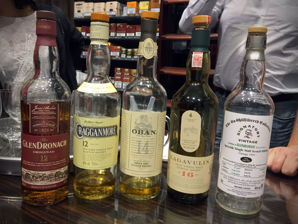 Whisky-Lineup bei Tabak Werner 10/2016